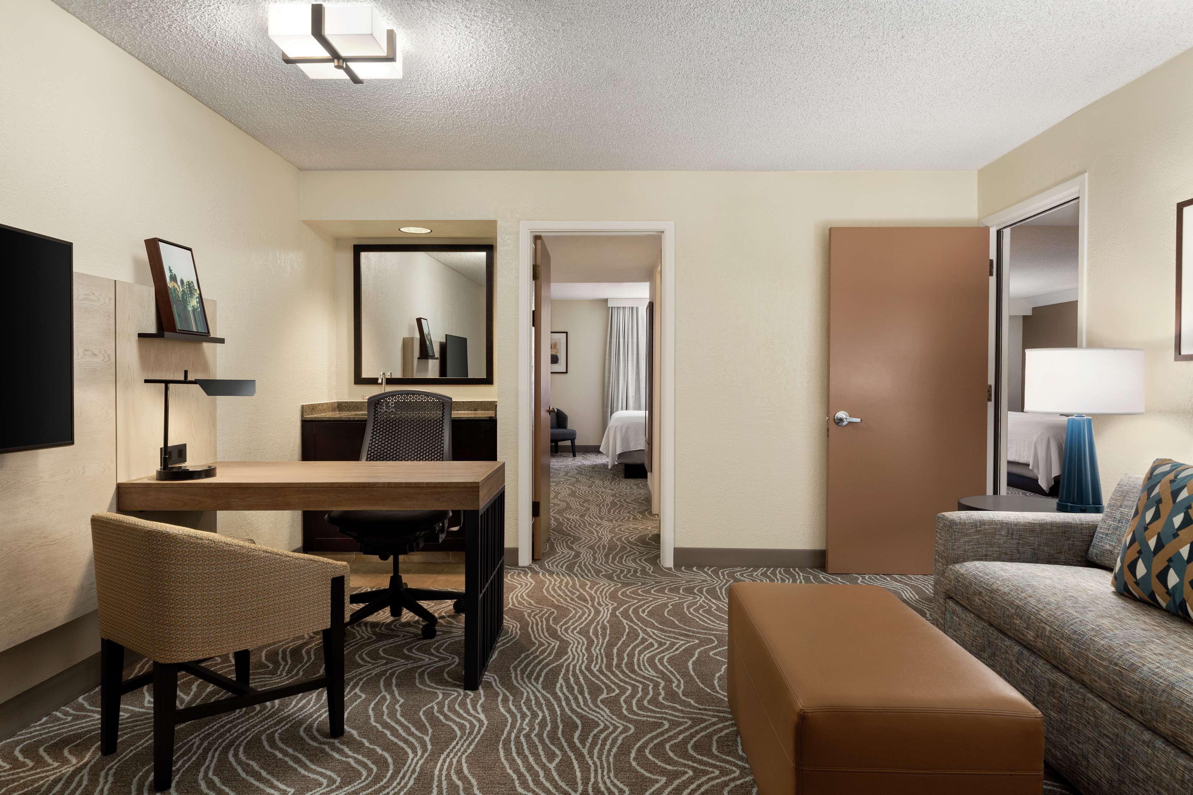 Embassy Suites By Hilton Phoenix Tempe Buitenkant foto