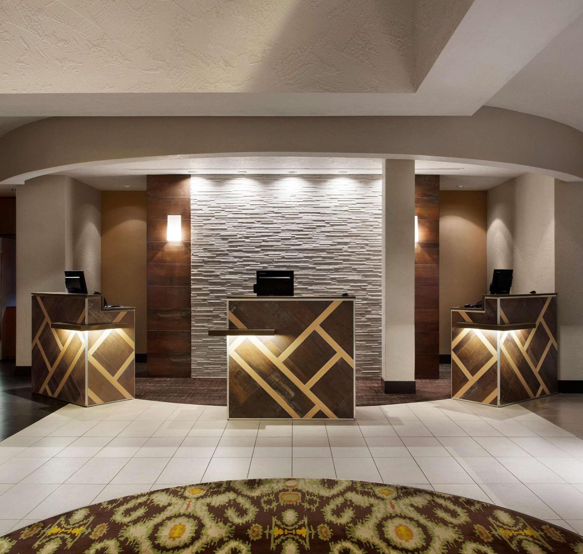 Embassy Suites By Hilton Phoenix Tempe Buitenkant foto