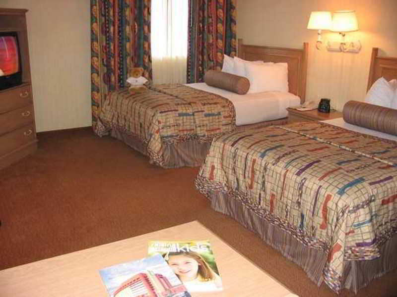 Embassy Suites By Hilton Phoenix Tempe Buitenkant foto